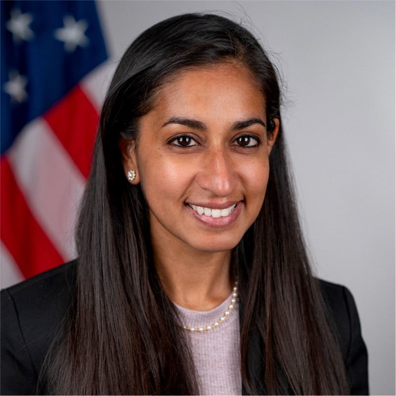 pillai headshot-1